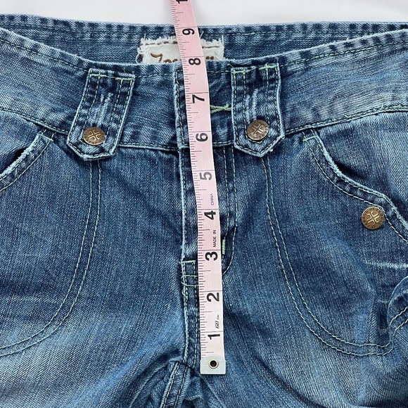 Jezebell Knee-Length Denim Shorts Sz 1 Y2k Punk Grunge 100% Cotton Metal Retro - Picture 14 of 15